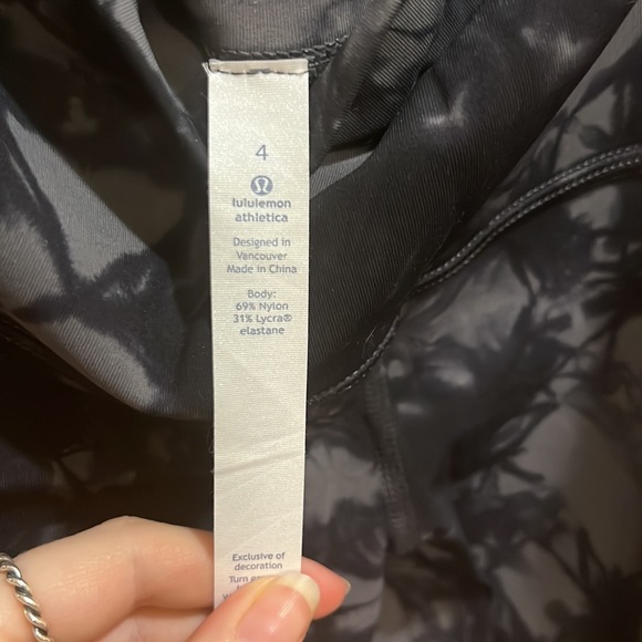 Lululemon Wonder Under Luxtreme Shibori - Picture 4 of 5
